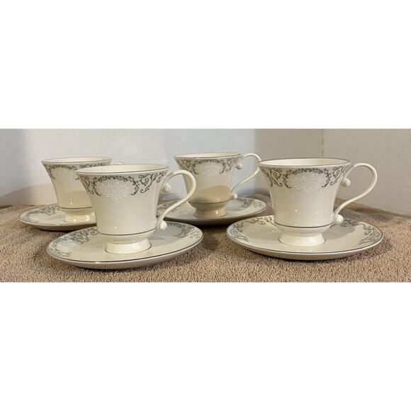 (4) Vintage Cameo by Pickard Footed Cup & Saucer Sets White Roses Platinum Trim - Picture 1 of 7